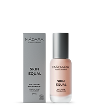 Laden Sie das Bild in den Galerie-Viewer, Mádara Skin Equal Foundation #30 Rose Ivory 30ml