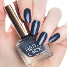 Laden Sie das Bild in den Galerie-Viewer, Aus der Fuchs & Hase Kollektion von Herzlack: Grummelgrau