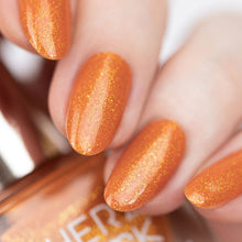 Laden Sie das Bild in den Galerie-Viewer, Herbstfuchs von Herzlack in der Nahaufnahme