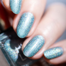 Laden Sie das Bild in den Galerie-Viewer, Magische Meerjungfrau von Herzlack in der Nahaufnahme