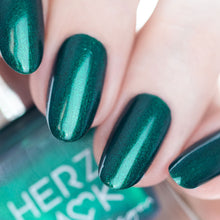Laden Sie das Bild in den Galerie-Viewer, Smaragdwald von Herzlack in der Nahaufnahme