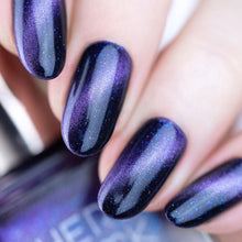 Laden Sie das Bild in den Galerie-Viewer, Herzlack Nebula 11ml