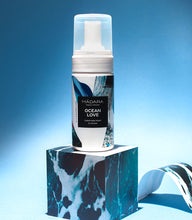 Laden Sie das Bild in den Galerie-Viewer, Mádara OCEAN LOVE Naturkosmetik Reinigungsschaum