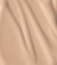 Laden Sie das Bild in den Galerie-Viewer, Mádara Skin Equal Foundation #20 Ivory 30ml
