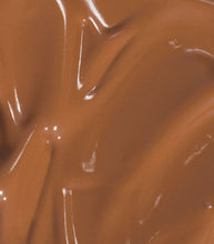 Laden Sie das Bild in den Galerie-Viewer, Mádara Skin Equal Foundation #80 Fudge 30ml