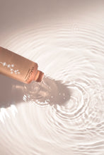 Laden Sie das Bild in den Galerie-Viewer, Toner für dein Gesicht - Mádara Kosmetik auf beautynauten.com entdecken