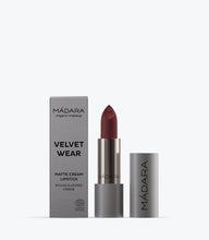 Laden Sie das Bild in den Galerie-Viewer, Mádara velvet Wear Cream Lipstick Dark Nude